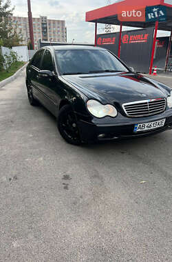 Седан Mercedes-Benz C-Class 2002 в Виннице