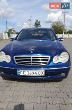 Седан Mercedes-Benz C-Class 2001 в Лужанах