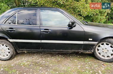 Седан Mercedes-Benz C-Class 1995 в 