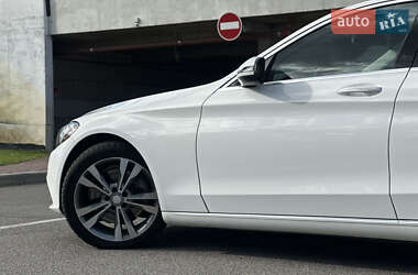 Седан Mercedes-Benz C-Class 2017 в 