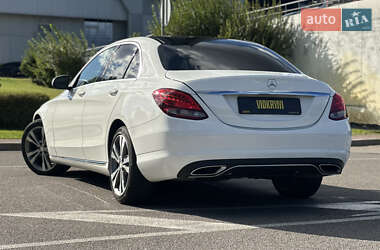 Седан Mercedes-Benz C-Class 2017 в 