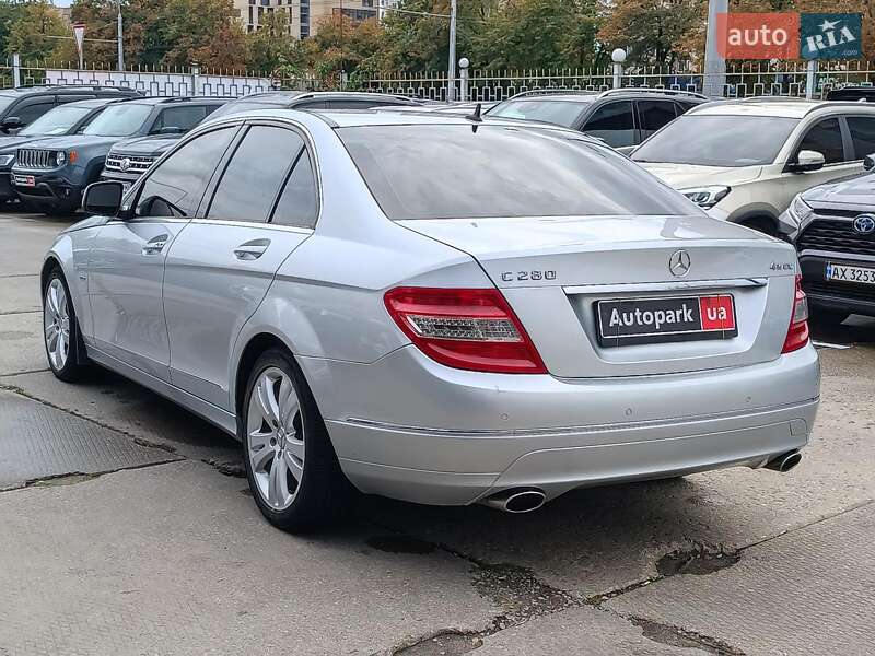Седан Mercedes-Benz C-Class 2008 в Харкові