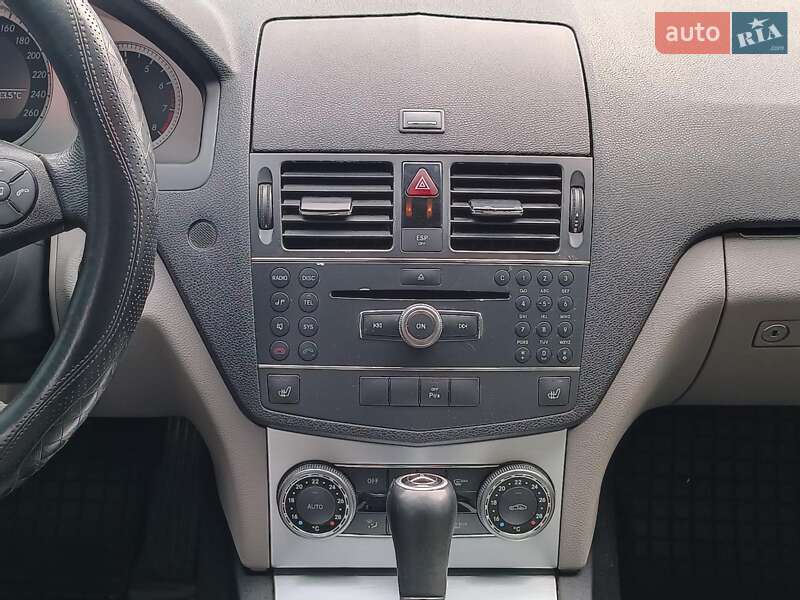 Седан Mercedes-Benz C-Class 2008 в Харкові