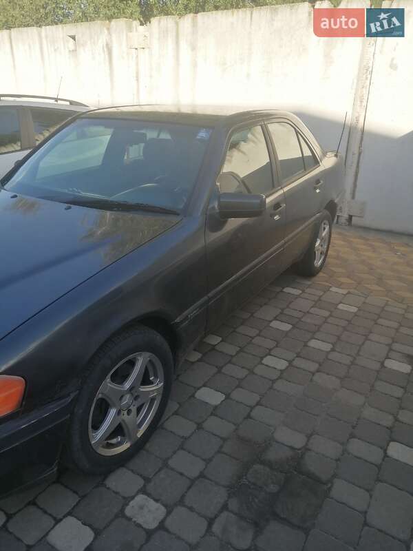 Седан Mercedes-Benz C-Class 1995 в Белой Церкви фото 4 Седан Mercedes-Benz C-Class 1995 в Белой Церкви