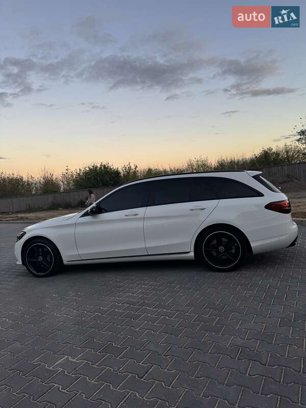 Універсал Mercedes-Benz C-Class 2015 в Софіївській Борщагівці