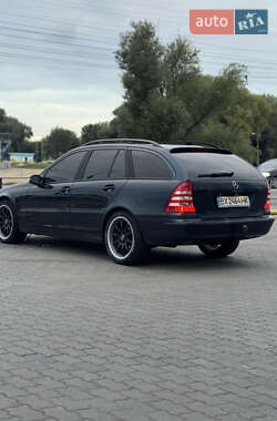 Універсал Mercedes-Benz C-Class 2004 в 