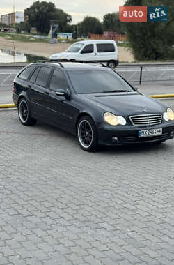 Універсал Mercedes-Benz C-Class 2004 в 