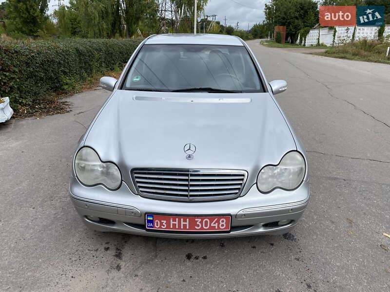 Седан Mercedes-Benz C-Class 2002 в Калиновке