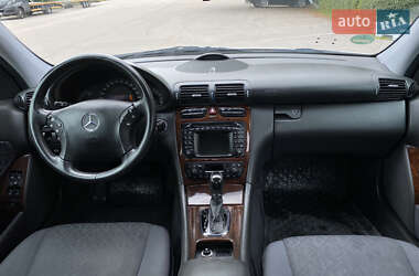 Седан Mercedes-Benz C-Class 2002 в 
