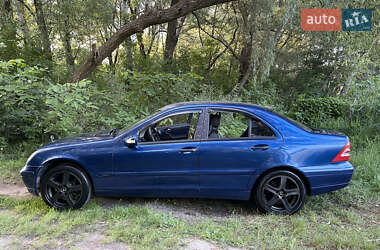 Седан Mercedes-Benz C-Class 2003 в 