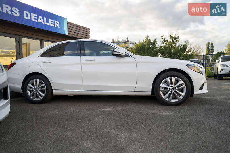 Седан Mercedes-Benz C-Class 2018 в Киеве