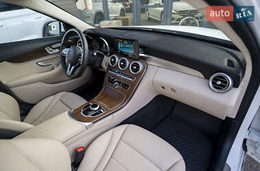 Седан Mercedes-Benz C-Class 2018 в  фото 35 Седан Mercedes-Benz C-Class 2018 в