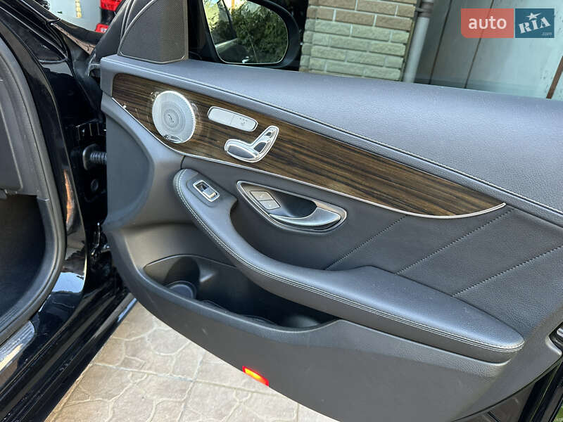 Седан Mercedes-Benz C-Class 2015 в Киеве фото 34 Седан Mercedes-Benz C-Class 2015 в Киеве