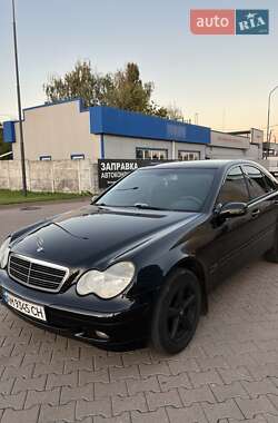 Седан Mercedes-Benz C-Class 2002 в Житомире