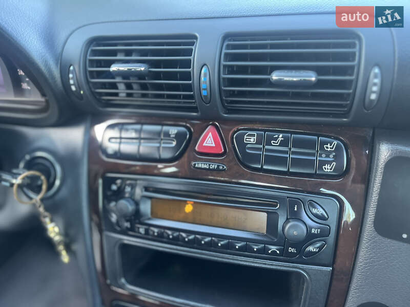 Седан Mercedes-Benz C-Class 2003 в Сколе