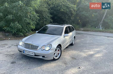 Универсал Mercedes-Benz C-Class 2003 в Житомире