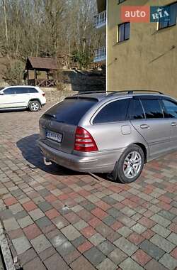 Универсал Mercedes-Benz C-Class 2005 в 