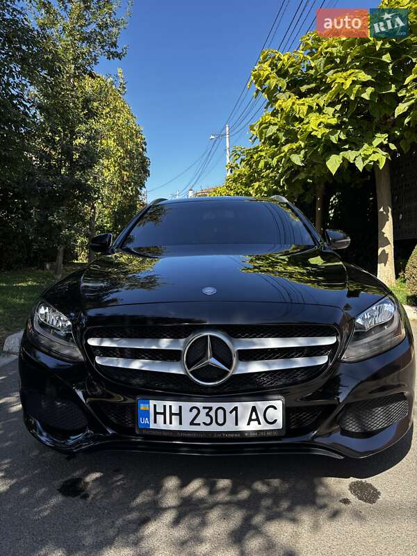 Универсал Mercedes-Benz C-Class 2015 в Одессе