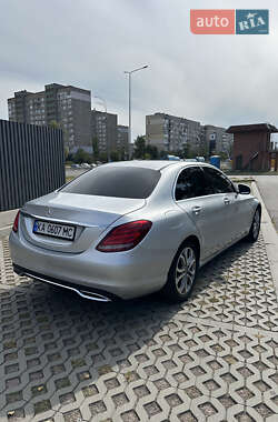 Седан Mercedes-Benz C-Class 2017 в 