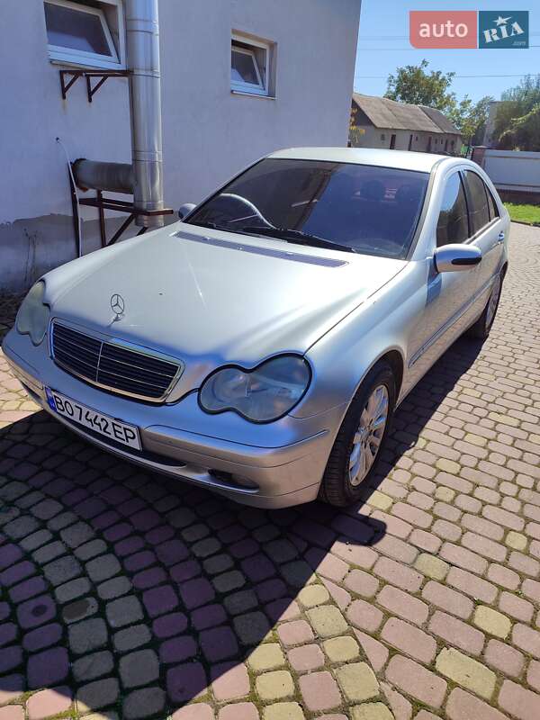 Mercedes-Benz C-Class 2001