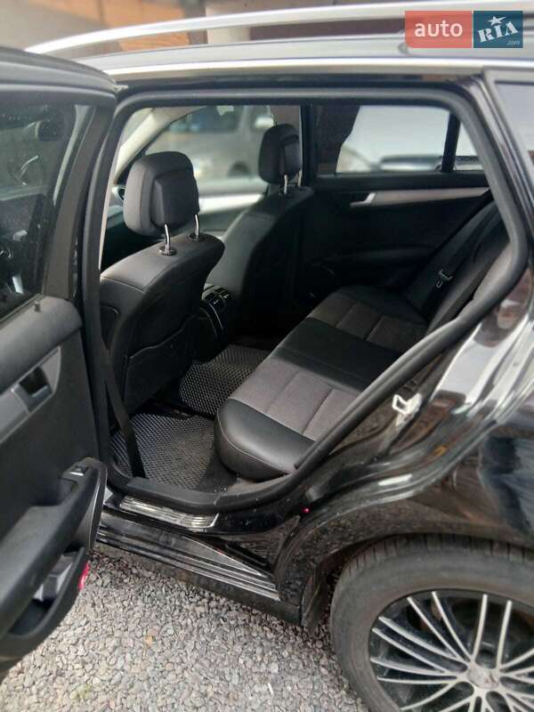 Универсал Mercedes-Benz C-Class 2011 в Харькове фото 6 Универсал Mercedes-Benz C-Class 2011 в Харькове