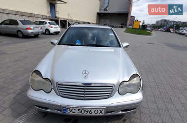 Универсал Mercedes-Benz C-Class 2001 в Львове