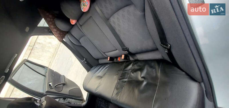 Универсал Mercedes-Benz C-Class 2001 в Львове