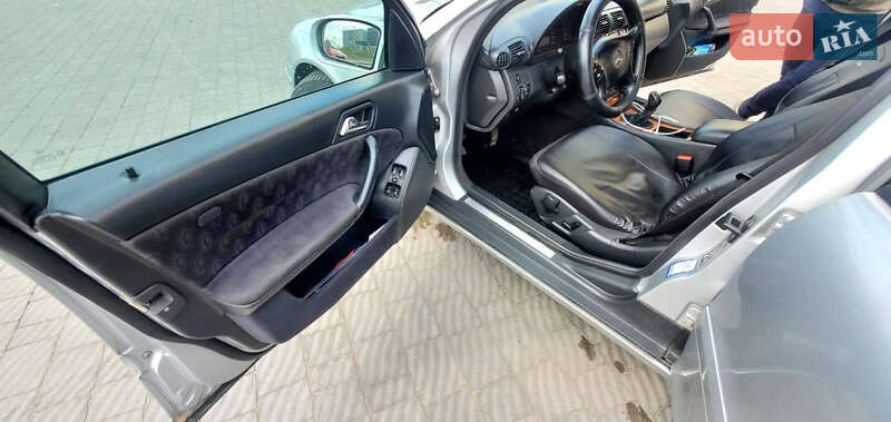 Универсал Mercedes-Benz C-Class 2001 в Львове