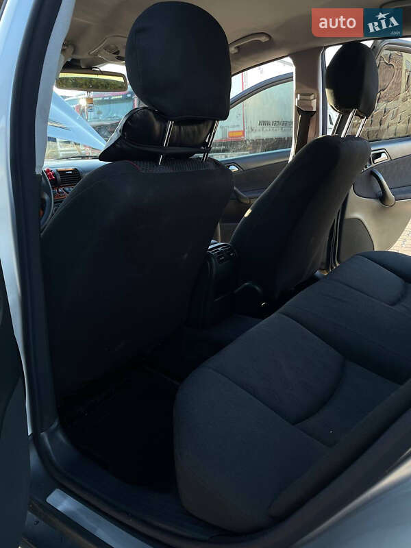 Седан Mercedes-Benz C-Class 2002 в Рава-Русской