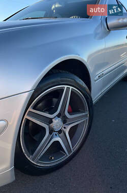 Седан Mercedes-Benz C-Class 2002 в Рава-Русской