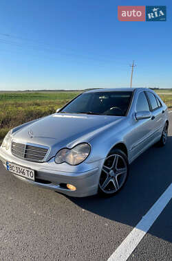 Седан Mercedes-Benz C-Class 2002 в Рава-Русской