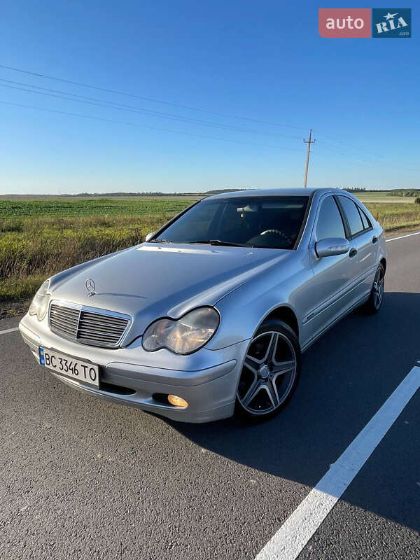 Mercedes-Benz C-Class 2002