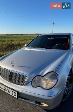 Седан Mercedes-Benz C-Class 2002 в Рава-Русской