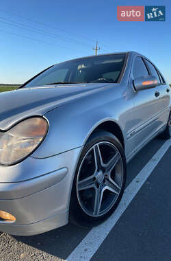 Седан Mercedes-Benz C-Class 2002 в Рава-Русской