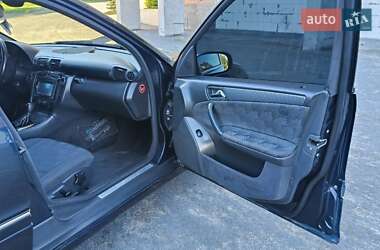 Седан Mercedes-Benz C-Class 2003 в 