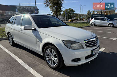 Универсал Mercedes-Benz C-Class 2010 в Киеве