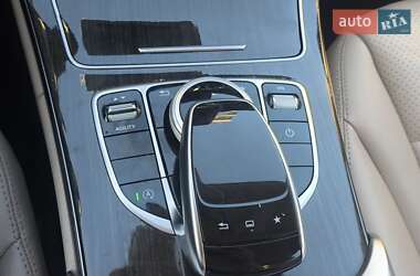 Седан Mercedes-Benz C-Class 2015 в 