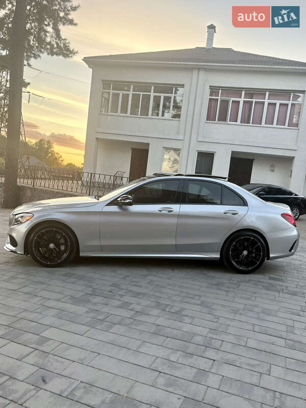 Седан Mercedes-Benz C-Class 2014 в Охтирці