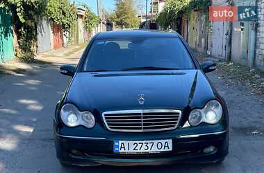 Седан Mercedes-Benz C-Class 2003 в 