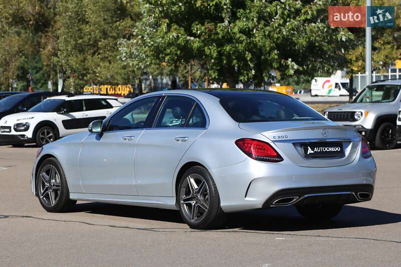 Седан Mercedes-Benz C-Class 2019 в Києві
