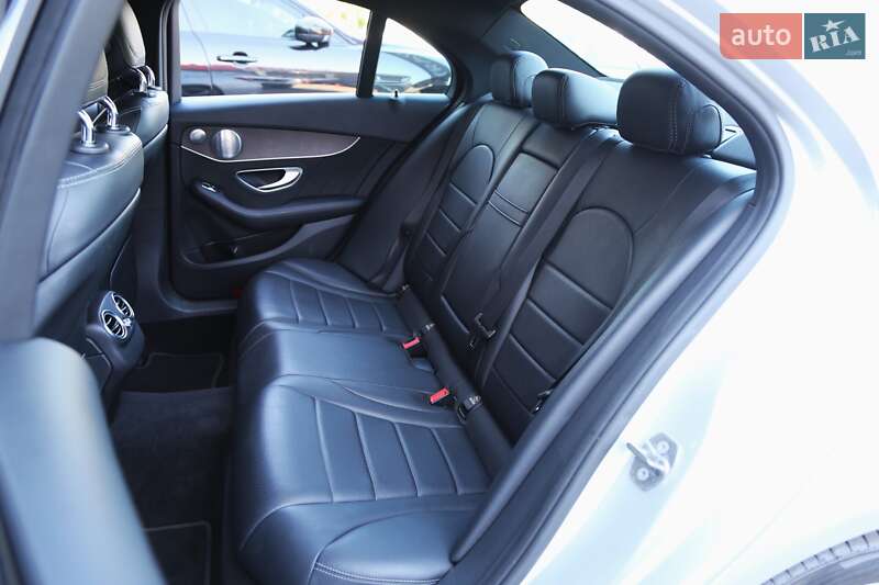 Седан Mercedes-Benz C-Class 2019 в Києві