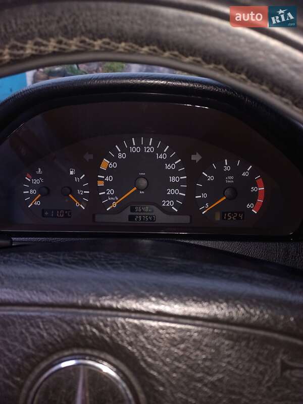 Седан Mercedes-Benz C-Class 1999 в Рівному