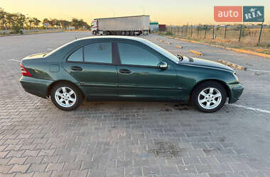 Седан Mercedes-Benz C-Class 2000 в 
