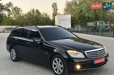 Универсал Mercedes-Benz C-Class 2011 в 