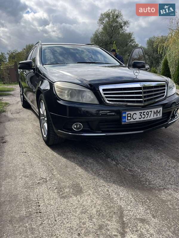 Mercedes-Benz C-Class 2010