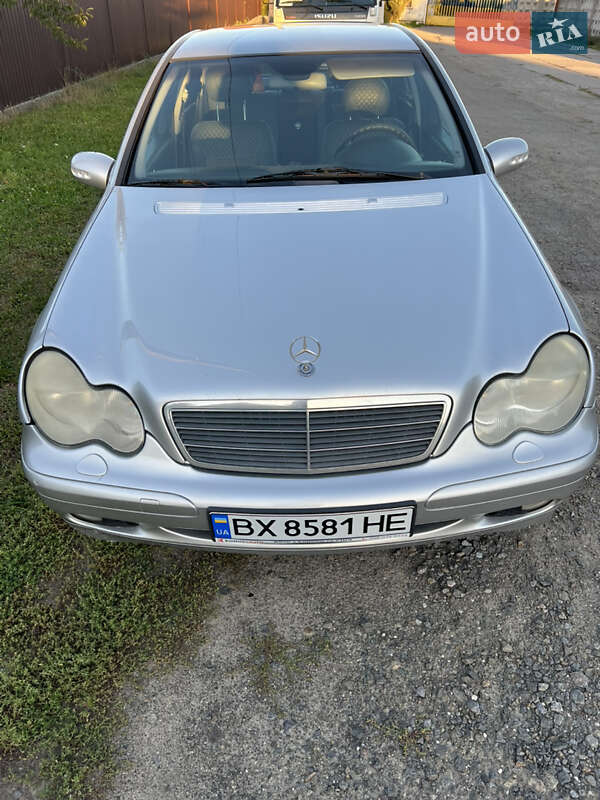 Седан Mercedes-Benz C-Class 2003 в Хмельницком