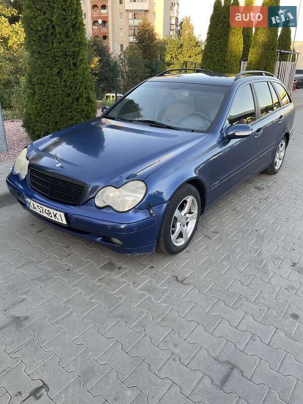 Универсал Mercedes-Benz C-Class 2001 в Житомире
