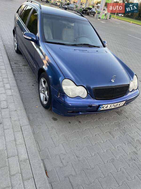 Универсал Mercedes-Benz C-Class 2001 в Житомире