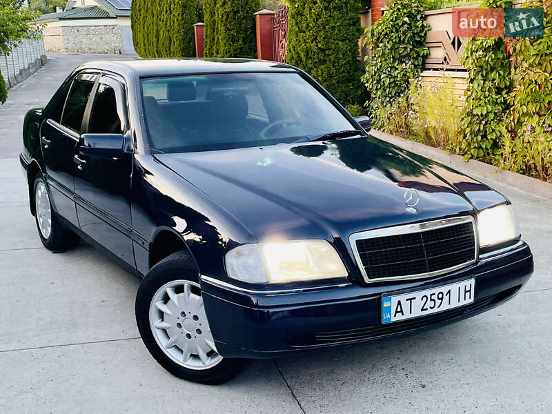 Седан Mercedes-Benz C-Class 1997 в Ивано-Франковске