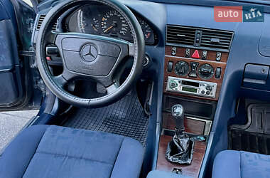 Седан Mercedes-Benz C-Class 1997 в 